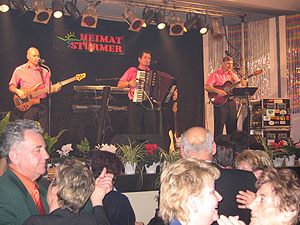 Nelkenball SPÖ in Kammern, Heimatsaal
